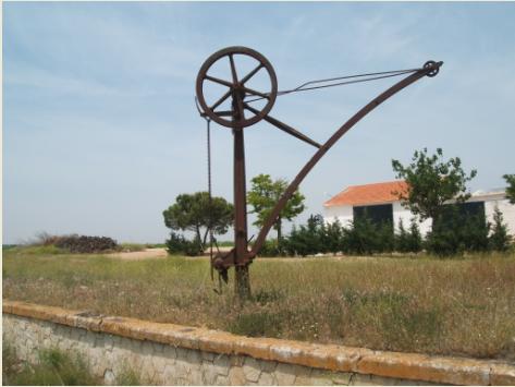 Grúa de la estación de Minaya.JPG