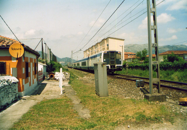 Furgon Talgo IV reformado.jpg